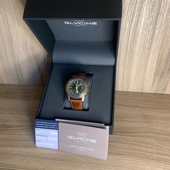 Glycine Men's GL0413 Airman The Chief 40mm Automatic Watch - Picture 7 of 9